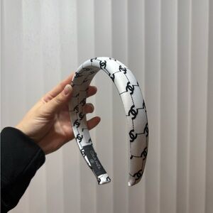 Cc White and Black Headband Chanel gwp